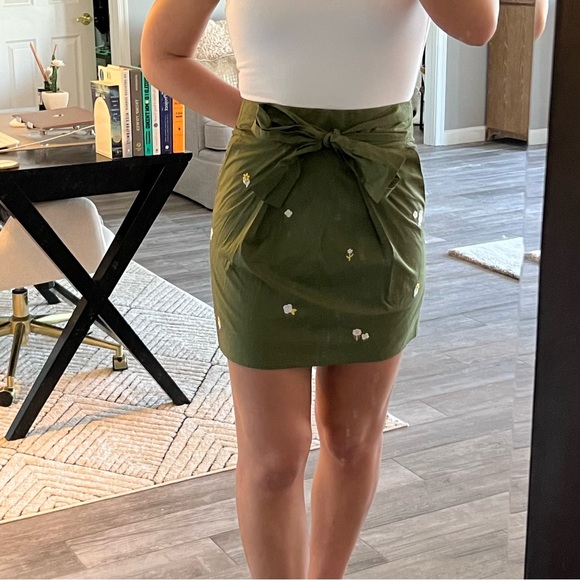 Green J Crew Embroidered Skirt - Picture 2 of 8